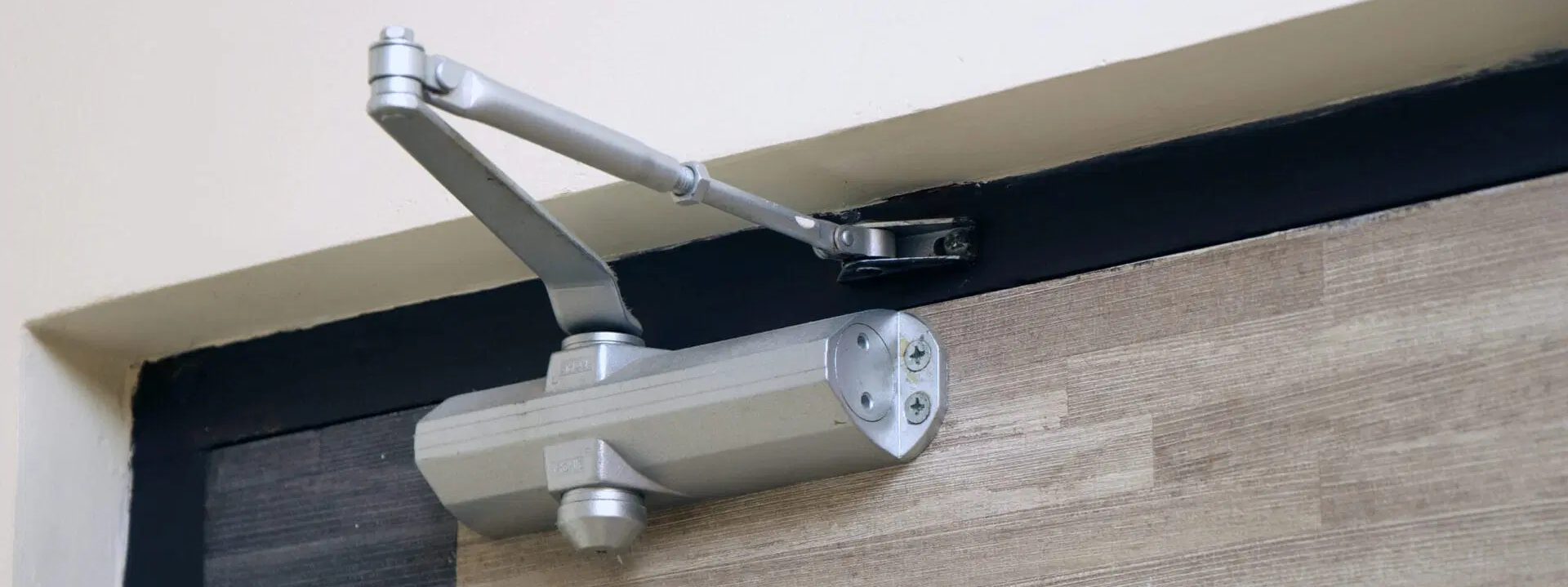 Overhead Door Closer